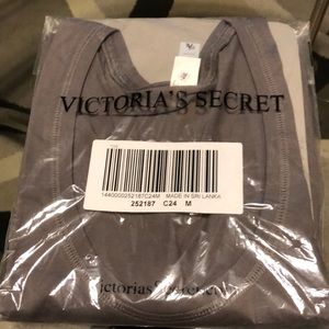 NWT Victoria Secret Ruched Side Yoga Tank M